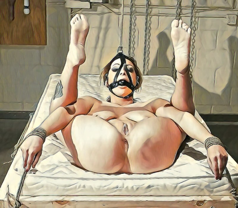 Naked women masochist