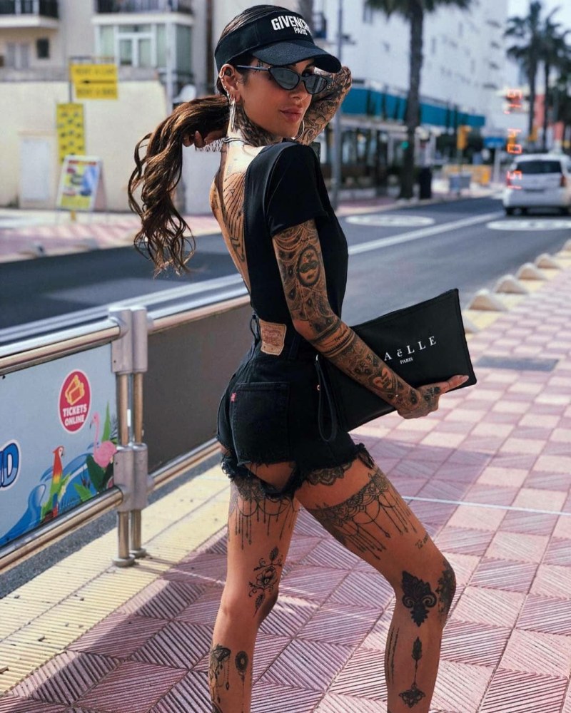 RIA McCarthy (Riae Suicide) Sex