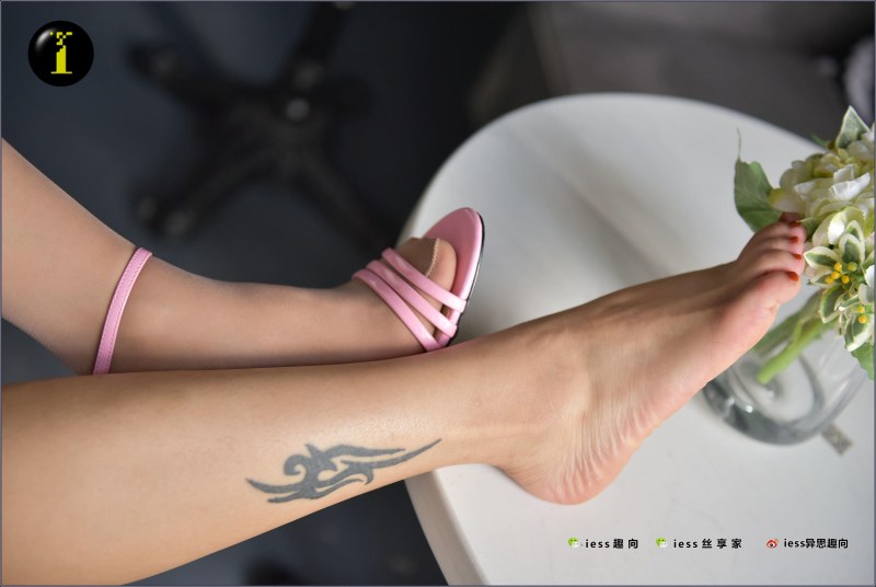 The original is surprised by Pikachu