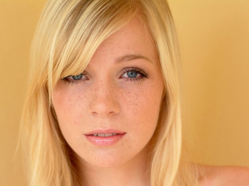 Female fingers of a teenager