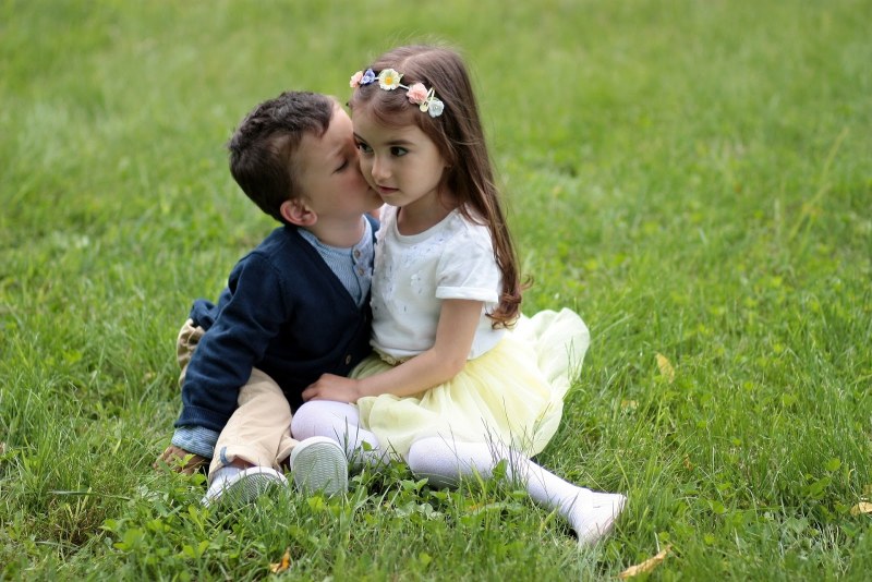 White-red couple children