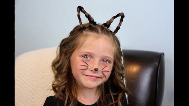 The love of teenagers kisses