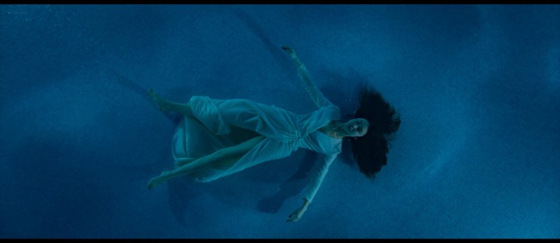 Olga Kurilenko Maxim