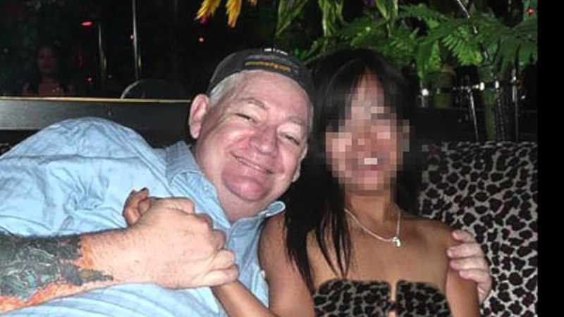 Fullyclothedsex .com allsex public outor