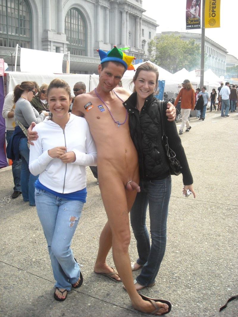 CFNM on the street with black women