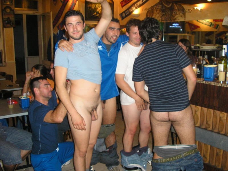 Peeping for gays, porn