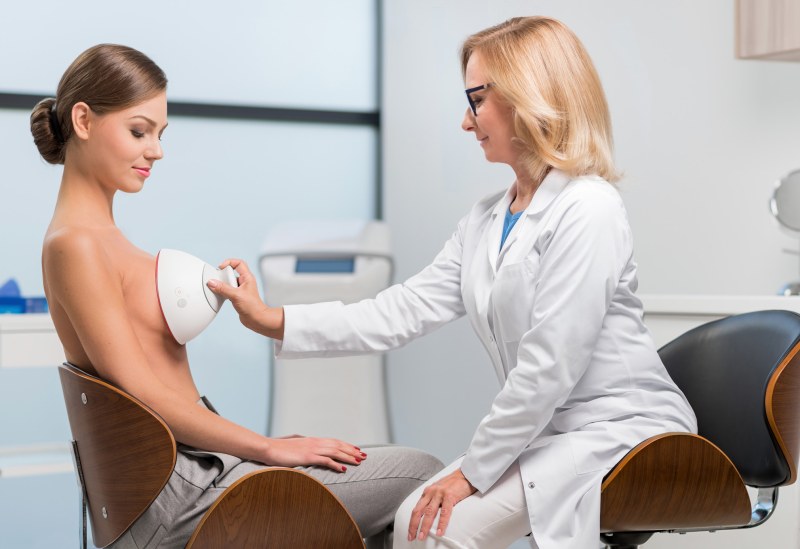 Girl at the doctor of a pediatrician