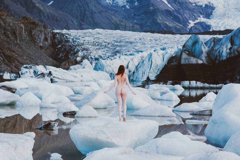 Emilia Sky in Alps Naked