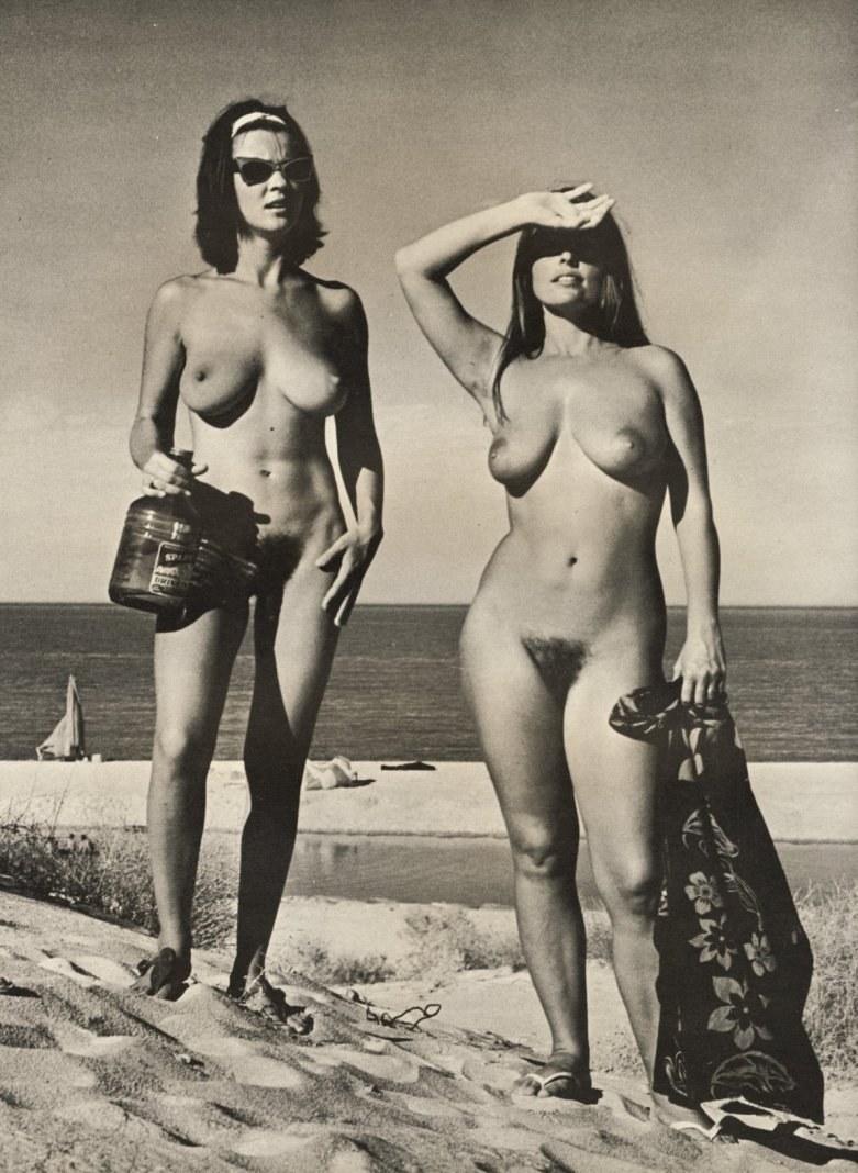 Naked Soviet women