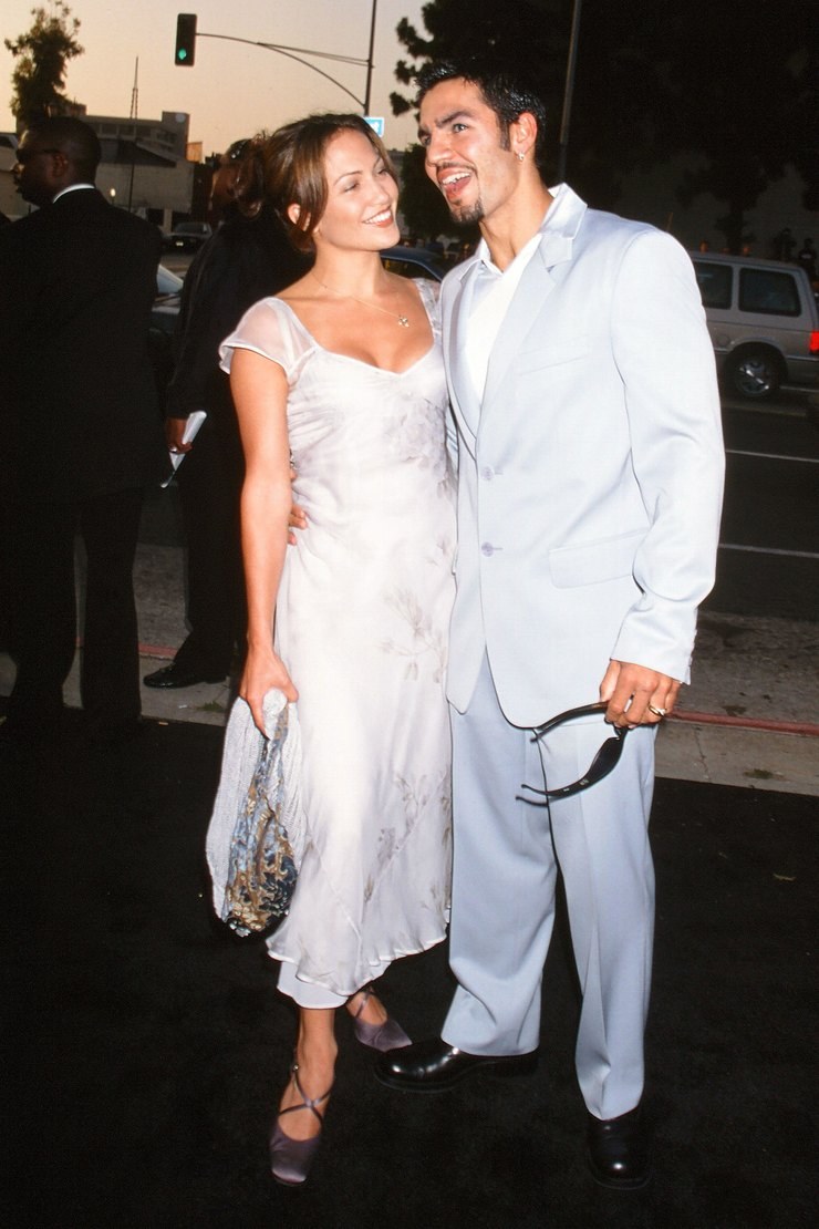 Wedding Lopez and Affleck