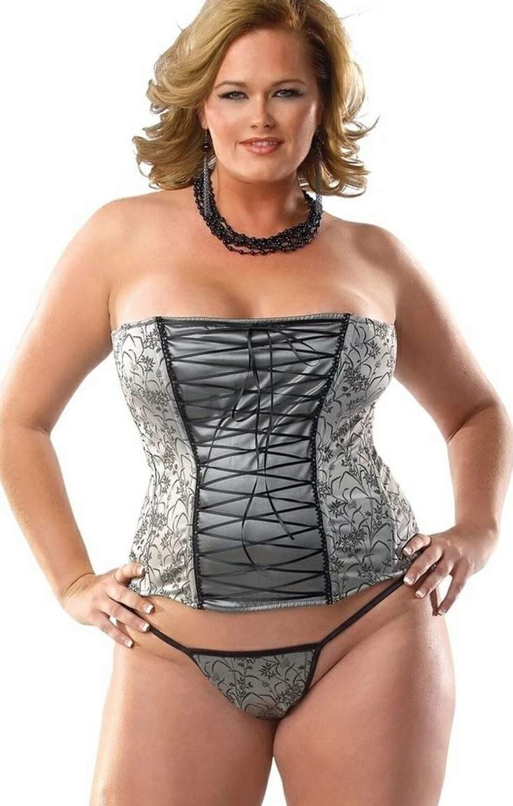 Michelle Nilons in the dress