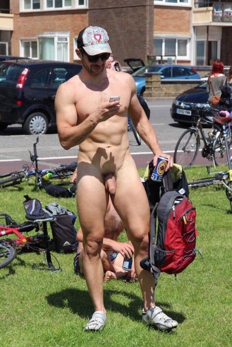 Orgasm in a public place