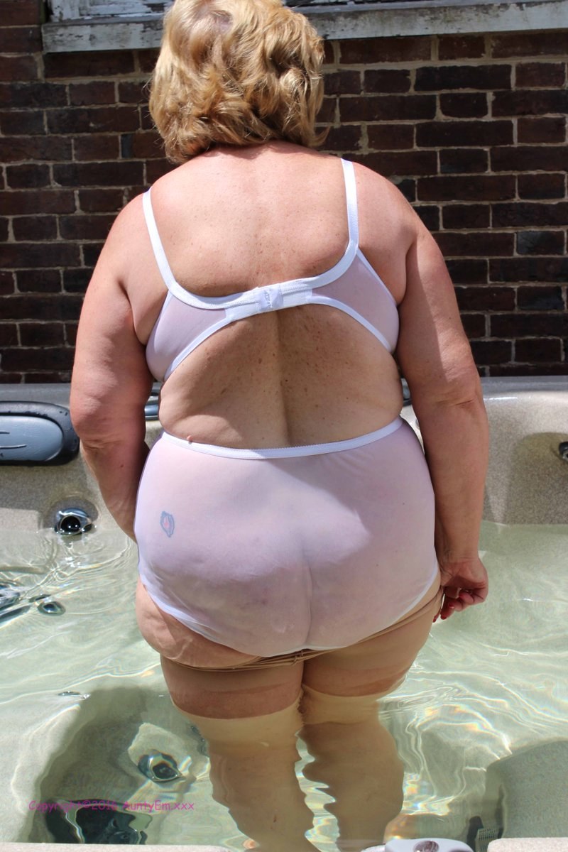 Older women in pantyhose