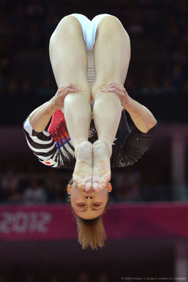 Sexy Gymnasts' Butts (79 photos)