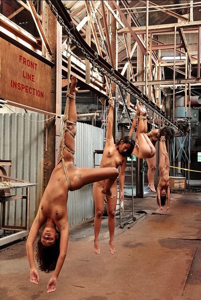 Erotic hanging 3D