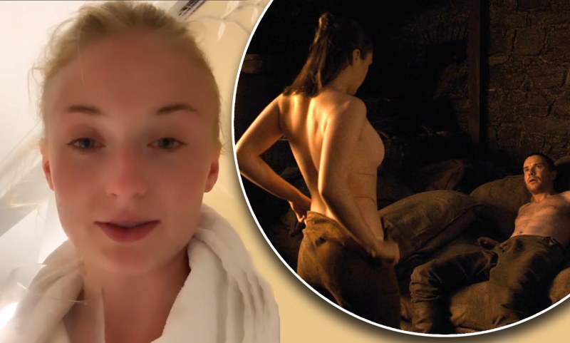 Sophie Turner Erotic