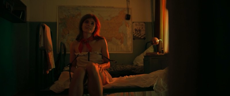 Angelina Strechina boobs