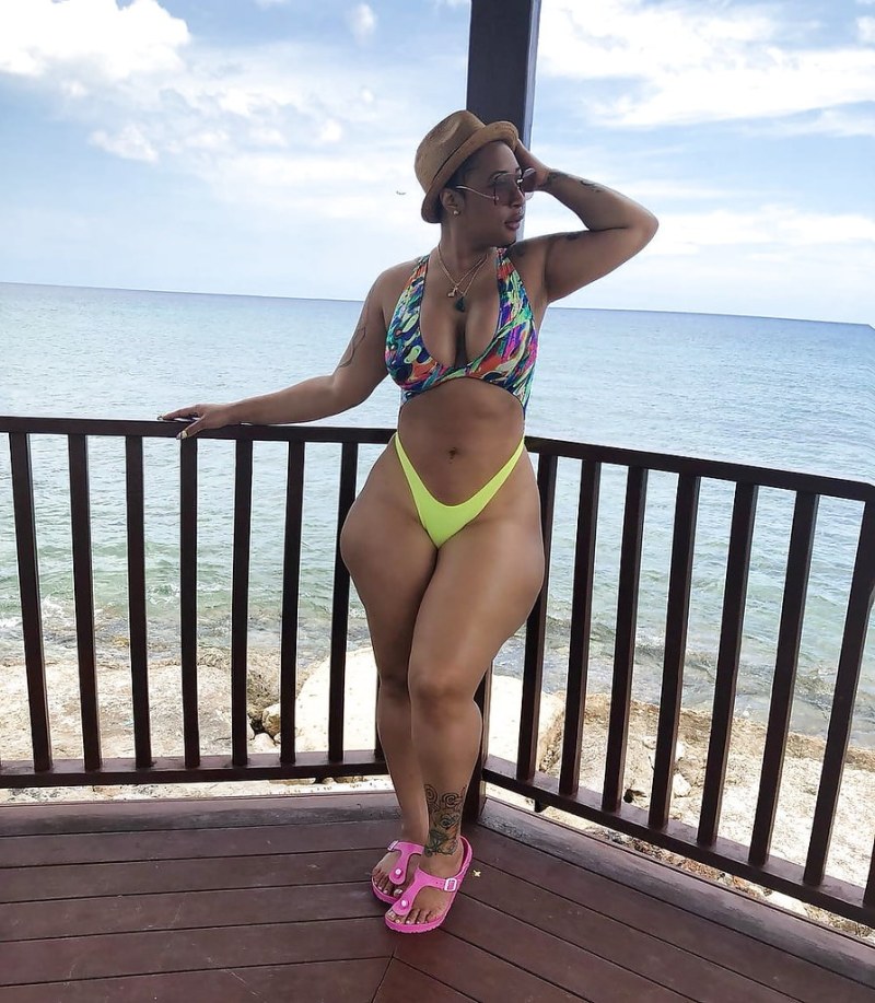 Grandmothers with wide hips