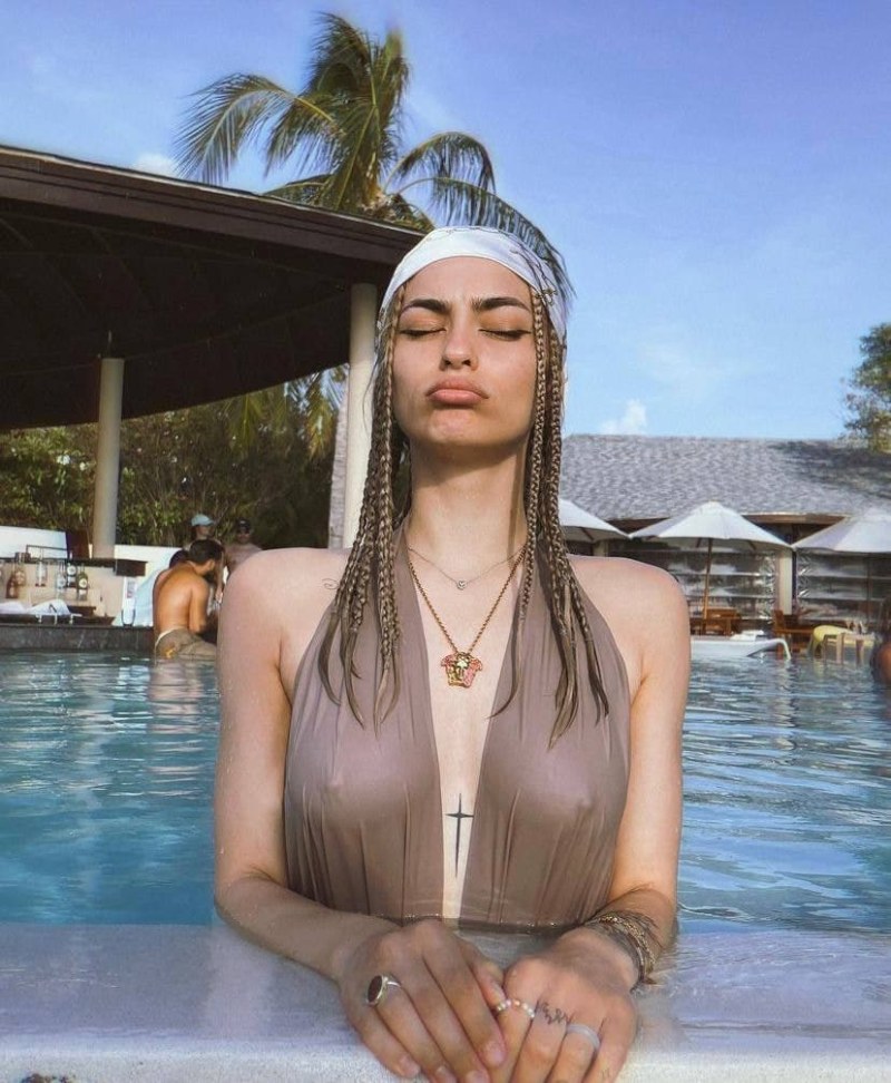 Anastasia Useeva Plum