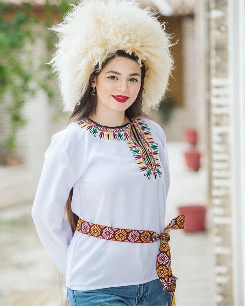 Nigara Isakova Turkmenka