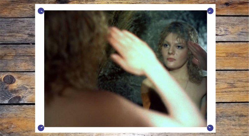 Girls in nature without a bra