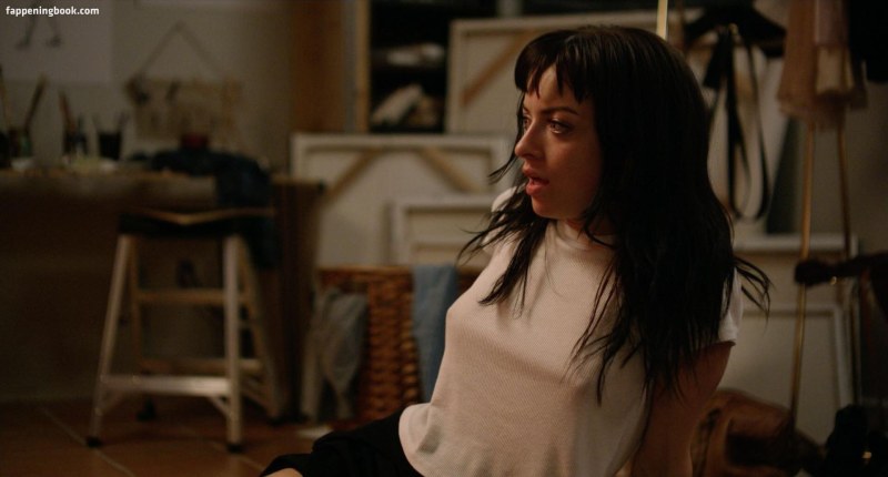 Francesca Eastwood violence