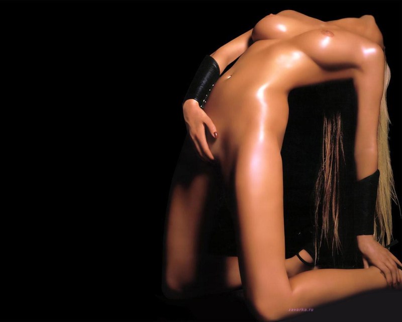 Erotic wallpaper on iPhone
