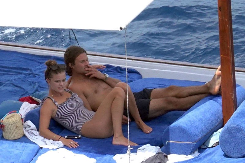Wife NSFW vacation