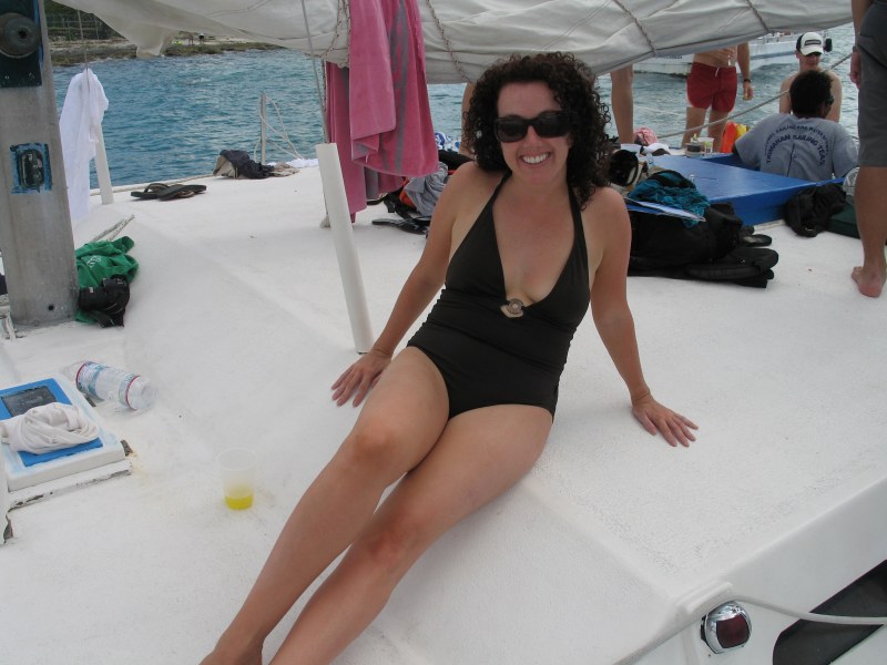 Wife on vacation without linen