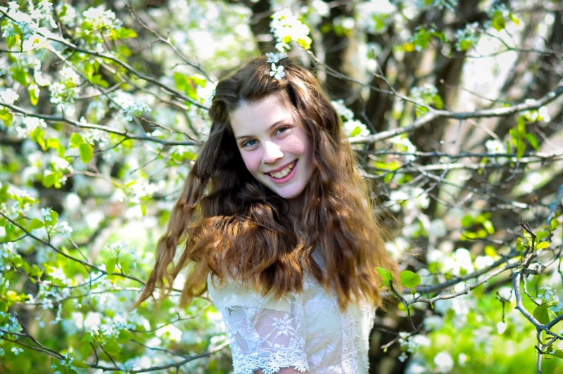 Girl in Flowerscoming dress
