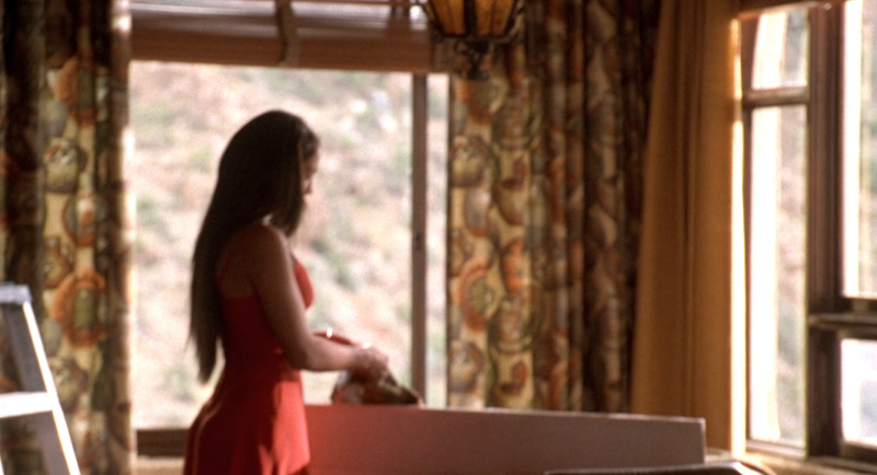 Lopez Jennifer Shades of Blue Hot