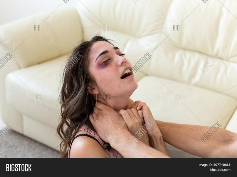 The girl strangled the man