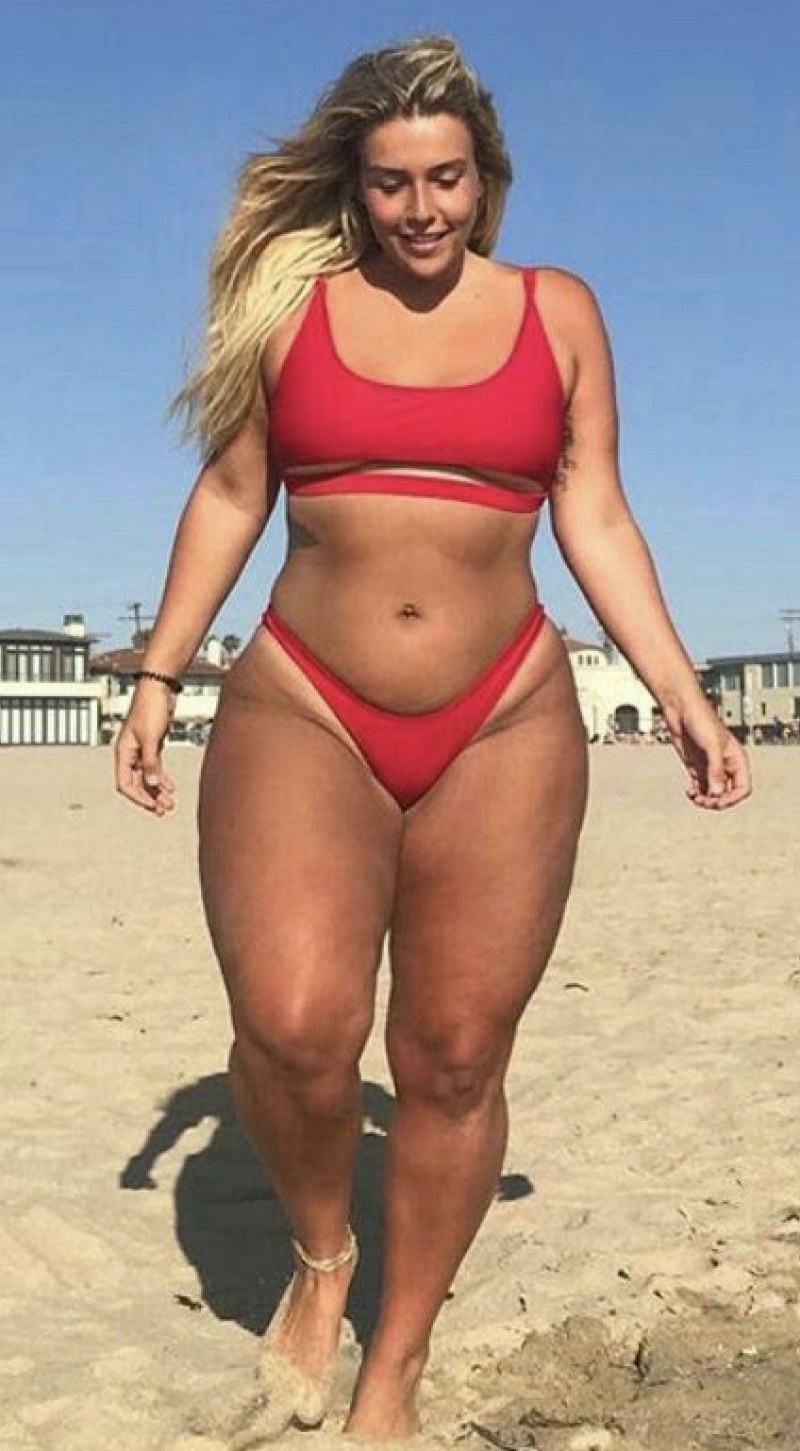 Lush women with thick legs