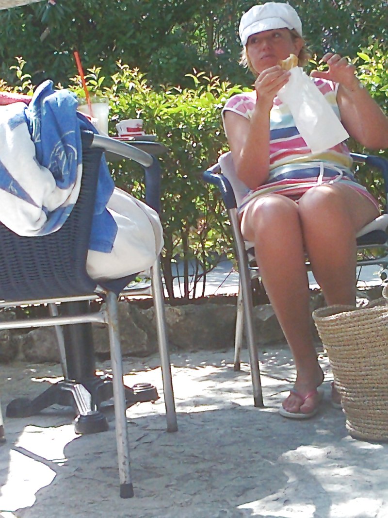 Homemade women in shorts