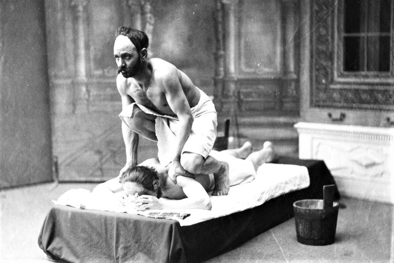 Guy and kopecks in the bath