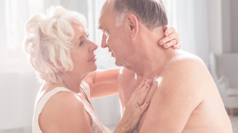 Naked couple in the soul gerontophile