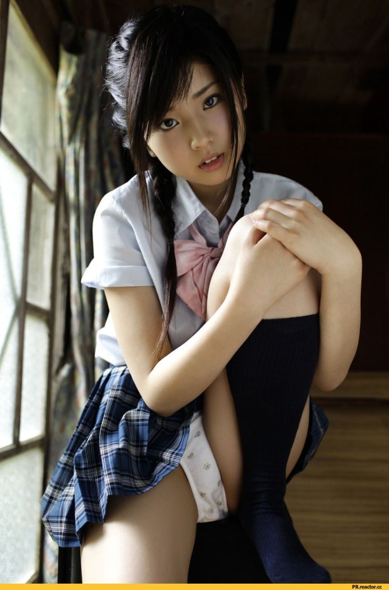 Japanese girls schoolgirls