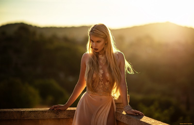 Miki Macovei photographer