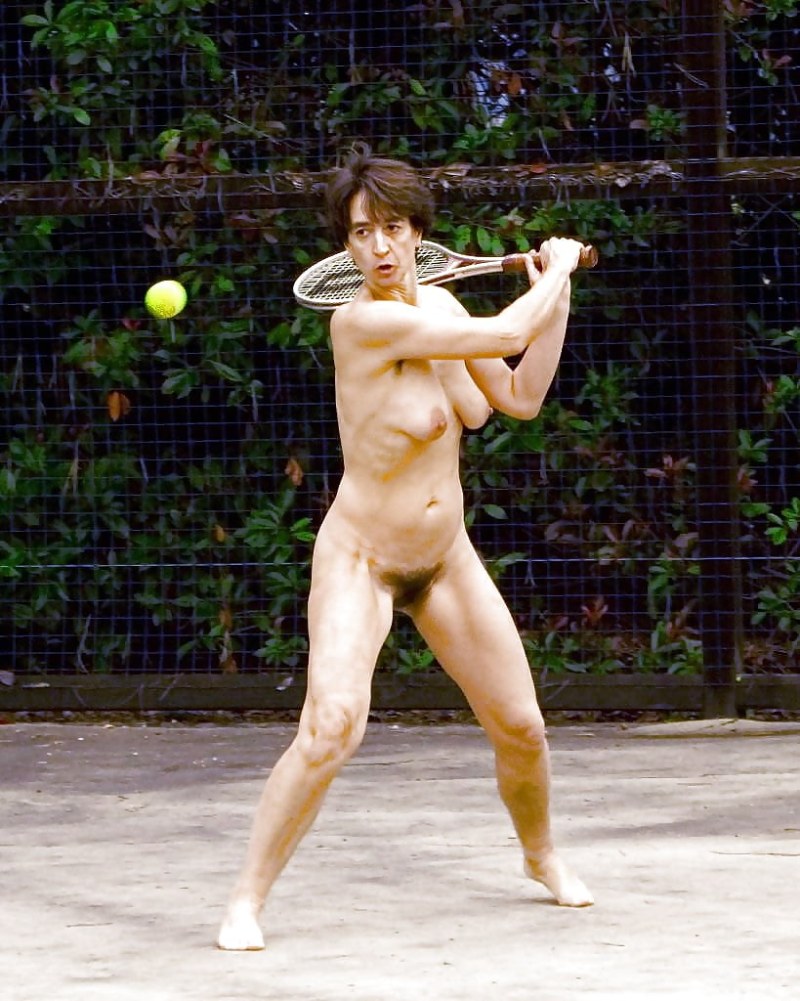 Naked women play sports