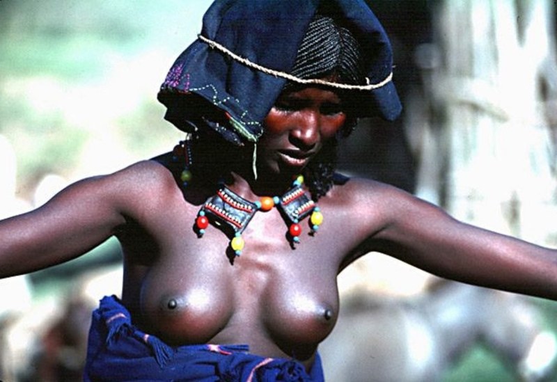 Naked African women