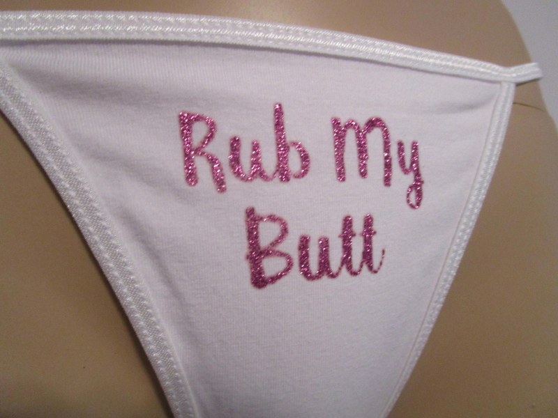 Flower similar to female organs