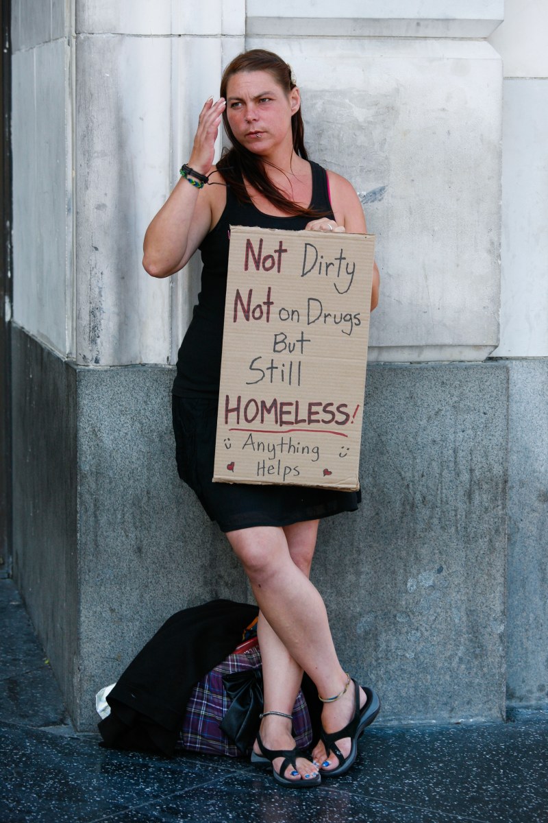 Retropornofilm Homeless and Lady