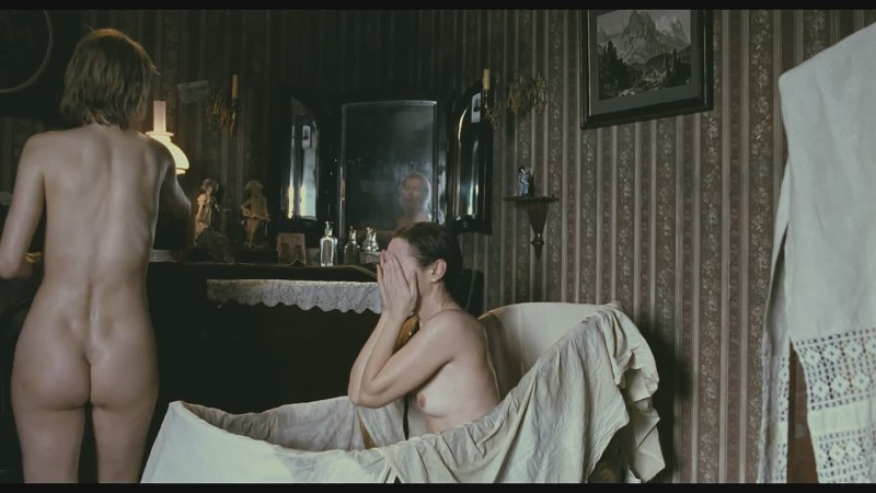 Actress Ingeborg Dapkunaite naked