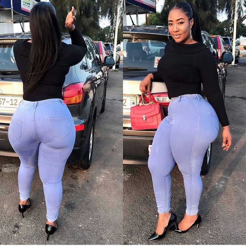 Latin American with big hips