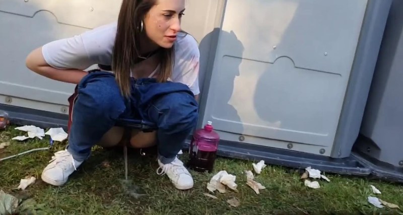 Anthony Sins naked photo pissing