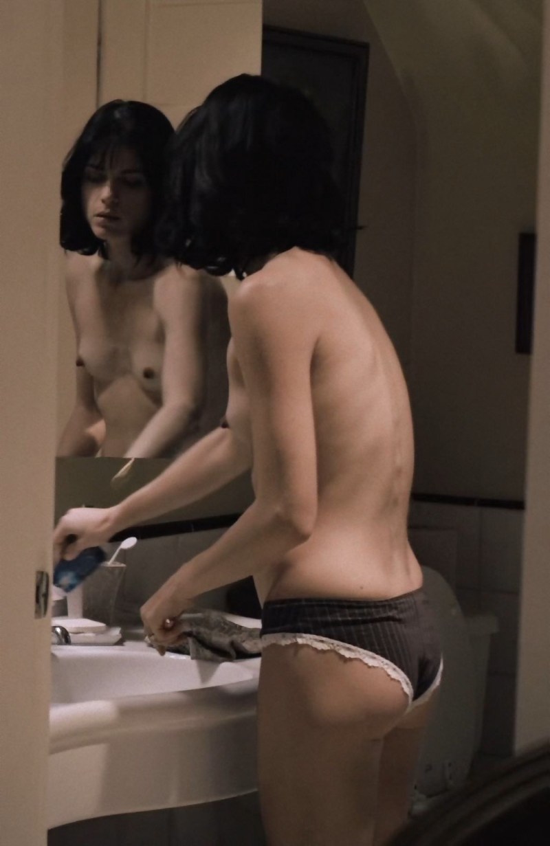 Selma Blair bed scenes