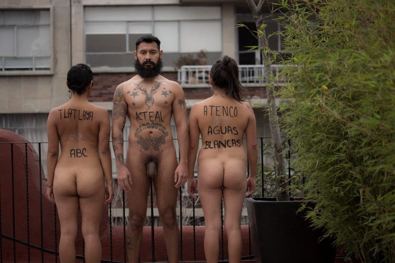 Naked women soldiers