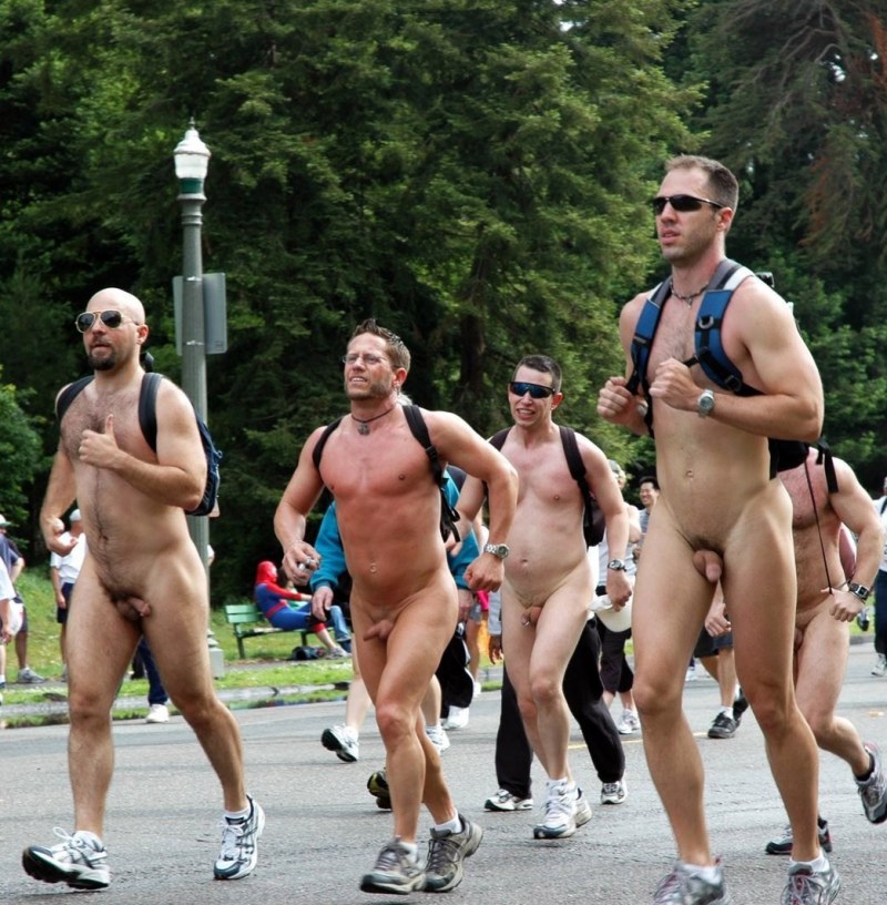 Girls Parade without panties