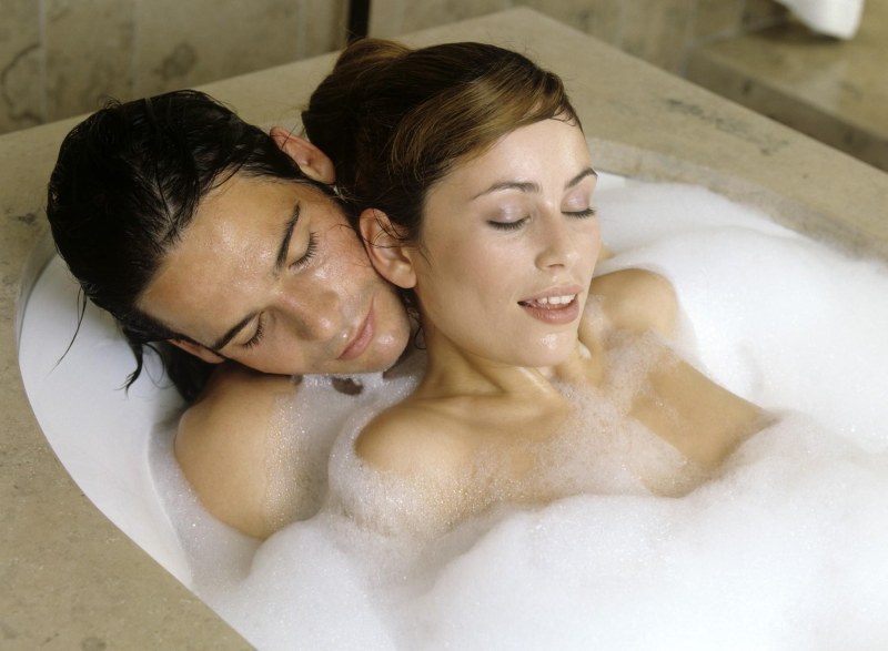 Man and woman in the bath