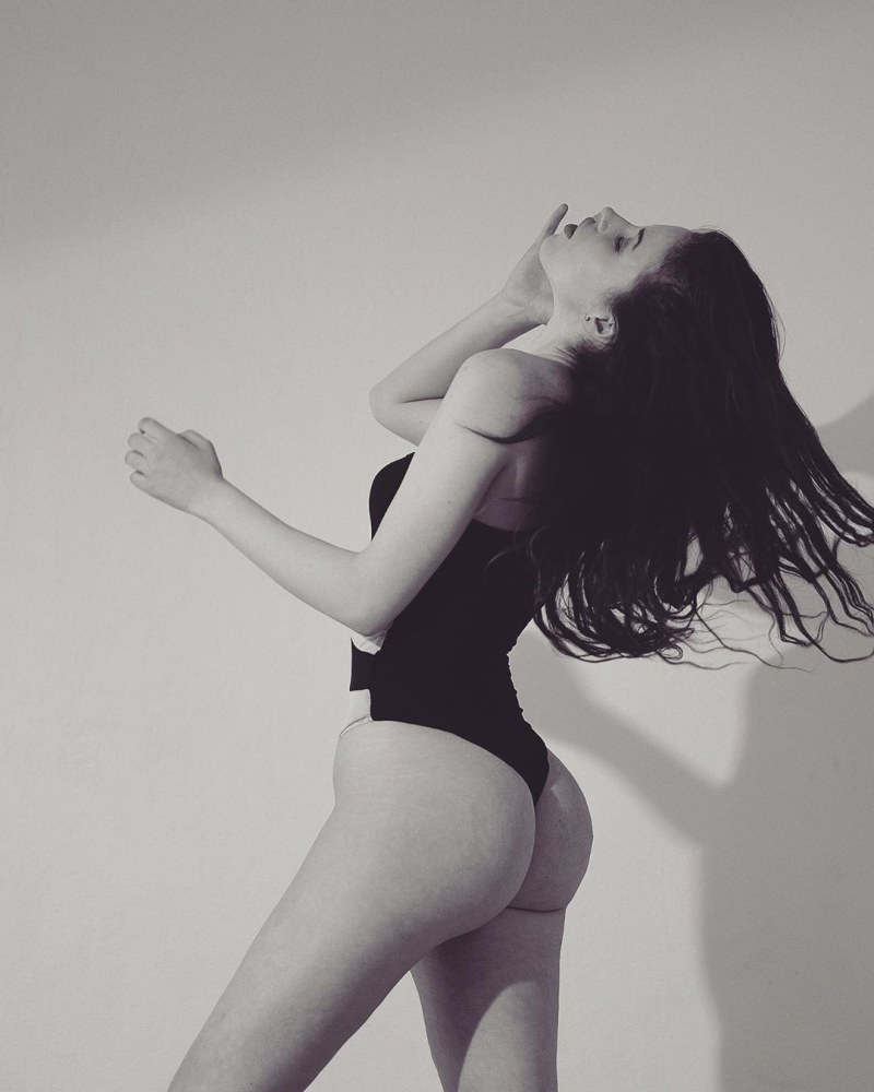 Milana Koshkina Kisyuka la Moore